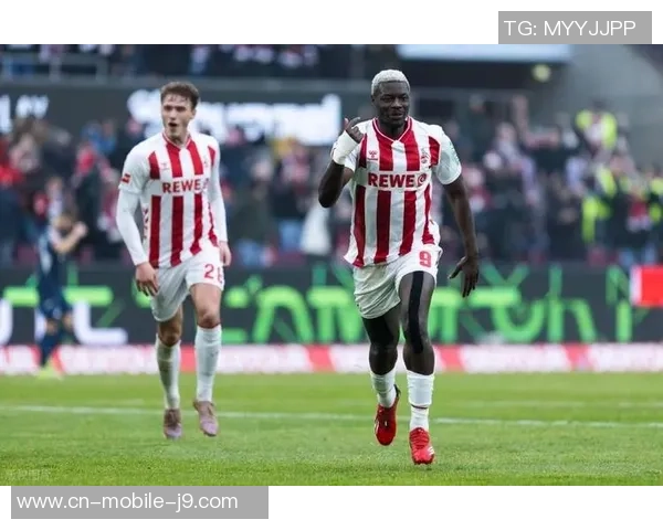 天助拜仁！0-0, 狂轰20脚无果, 德甲第2遭德甲第12逼平, 落后第一5分